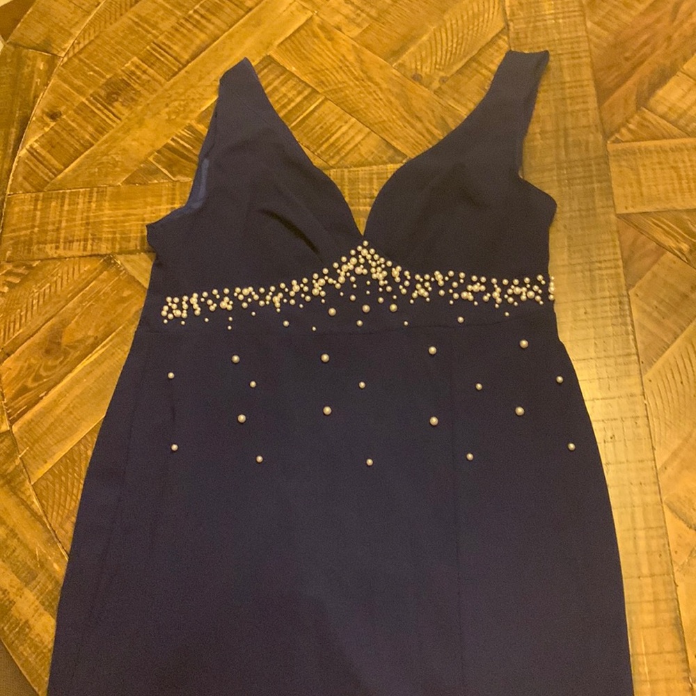 SHEIN. 0XL. Navy blue, white beading under chest area